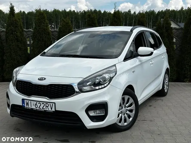 Kia Carens 1.7 CRDi 115 Dream-Team Edition — wynajem długoterminowy bez BIK