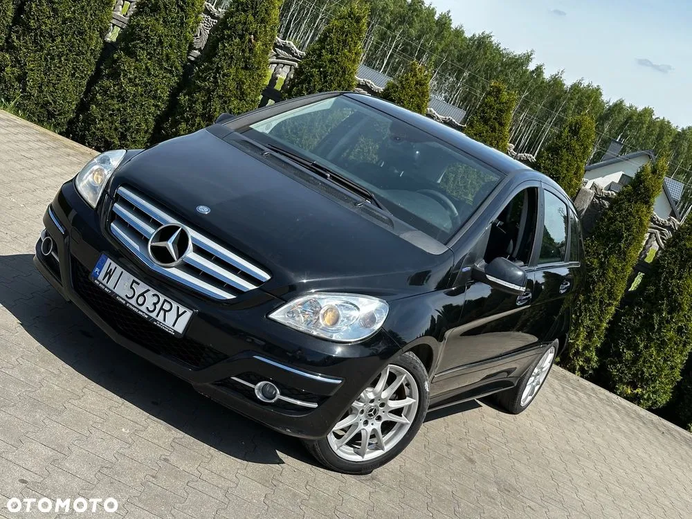Mercedes-Benz Klasa B 160 BlueEFFICIENCY SPORT EDITION — zdjęcie 2