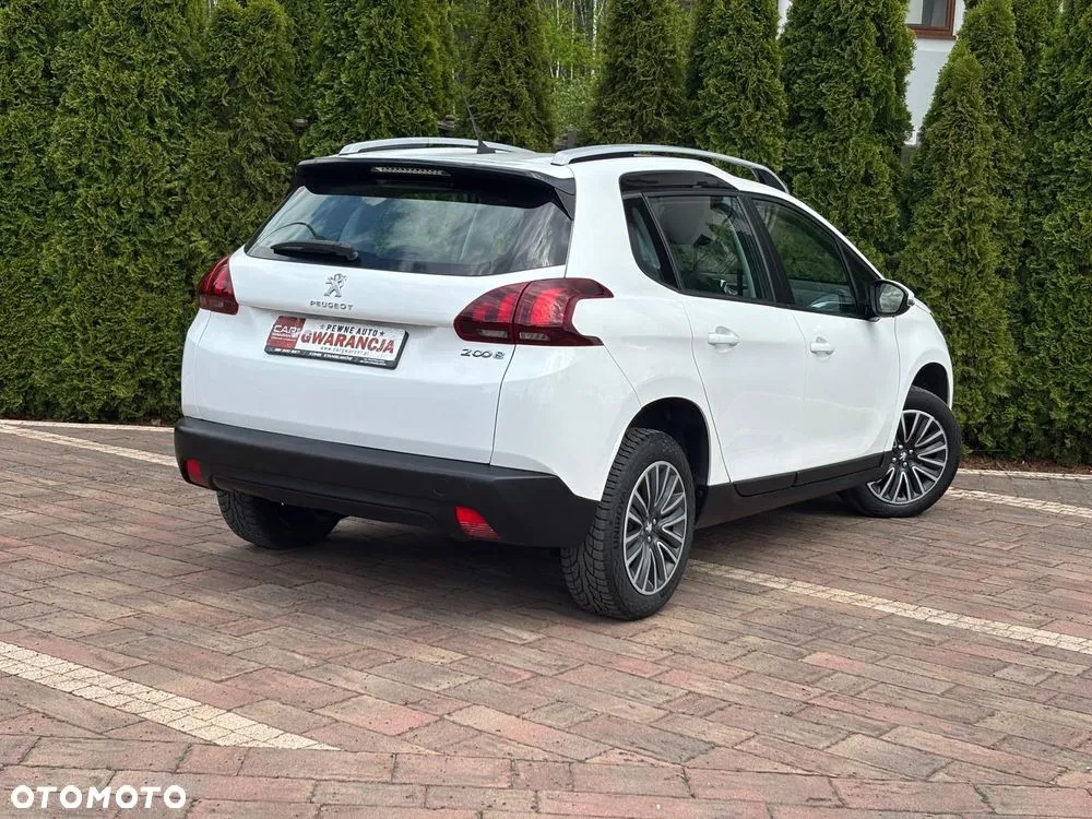 Peugeot 2008 1.5 BlueHDi Allure — zdjęcie 3