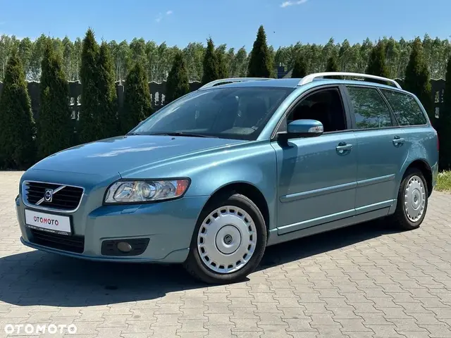 Volvo V50 1.6D DRIVe Kinetic — wynajem długoterminowy bez BIK