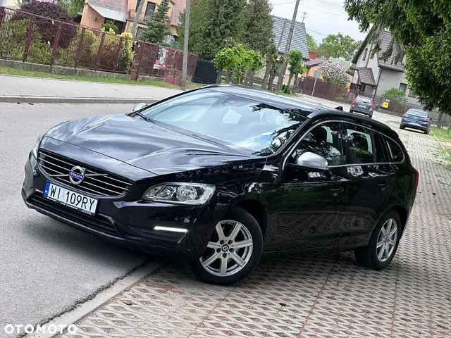 Volvo V60 D2 Summum — wynajem długoterminowy bez BIK